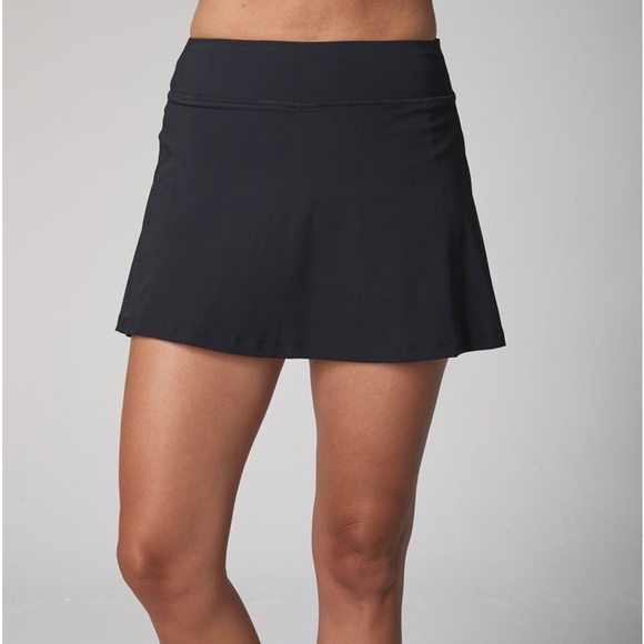 NWT KiraGrace Pleated Skort Skirt Black Size Medium - Picture 2 of 12